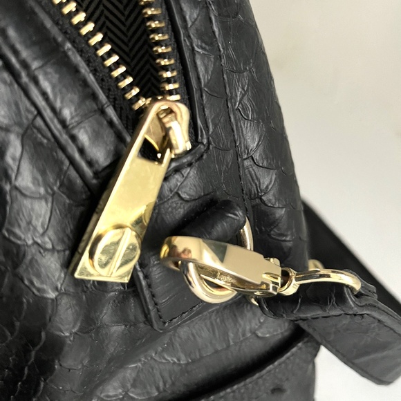 😍🌻 Steve Madden Medium Purse Satchel Shoulder Bag Black Snake Vegan Leather - Picture 11 of 14